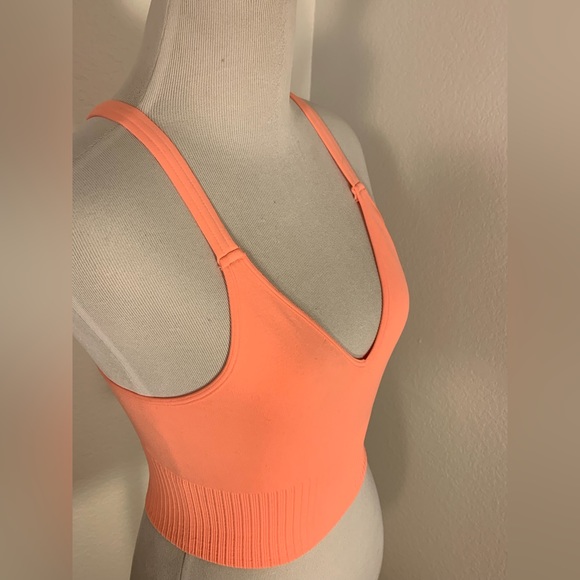 NWT Free People FP Movement Good Karma Crop Top - Size X-Small/Small - Picture 2 of 7